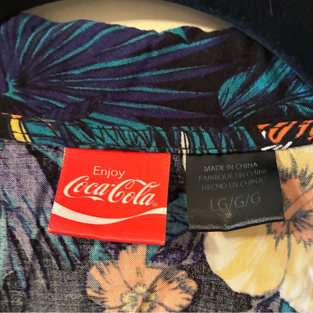 Coca Cola Hawaiian Shirt Coke Tropical Nostalgia Retro Collector Resortwear L - Picture 6 of 8
